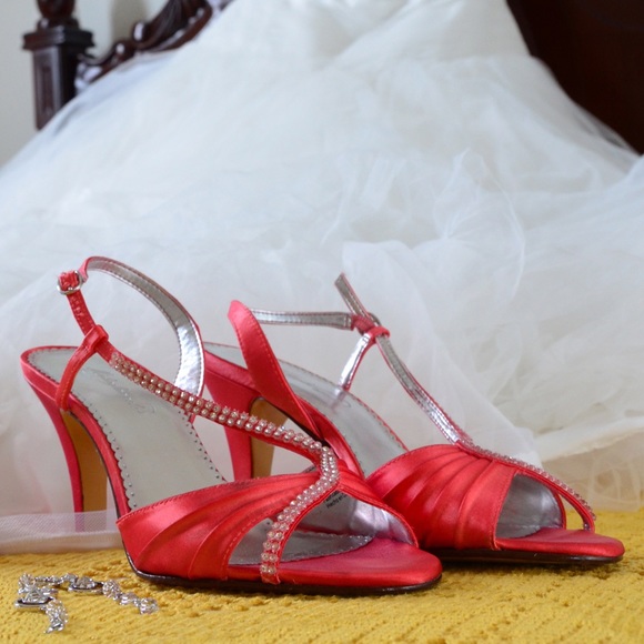 GORGEOUS ORANGE COLOR MICHAELANGELO WEDDING HEELS🍊 - Picture 4 of 11